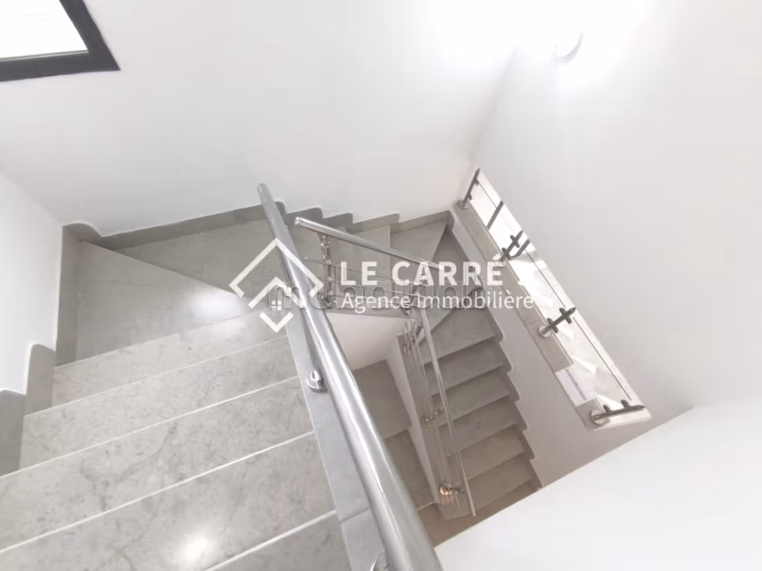Great apartment for rent. 4 beautiful rooms. Well furnished
