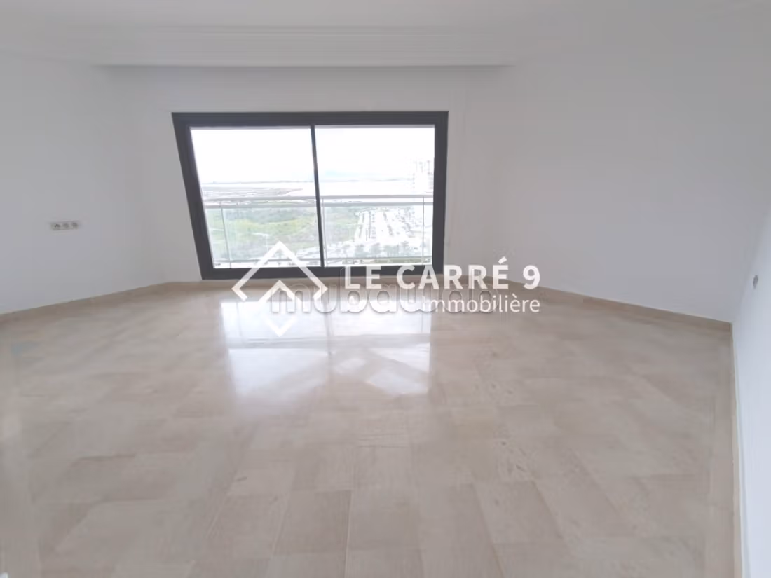 Great apartment for rent. 4 beautiful rooms. Well furnished