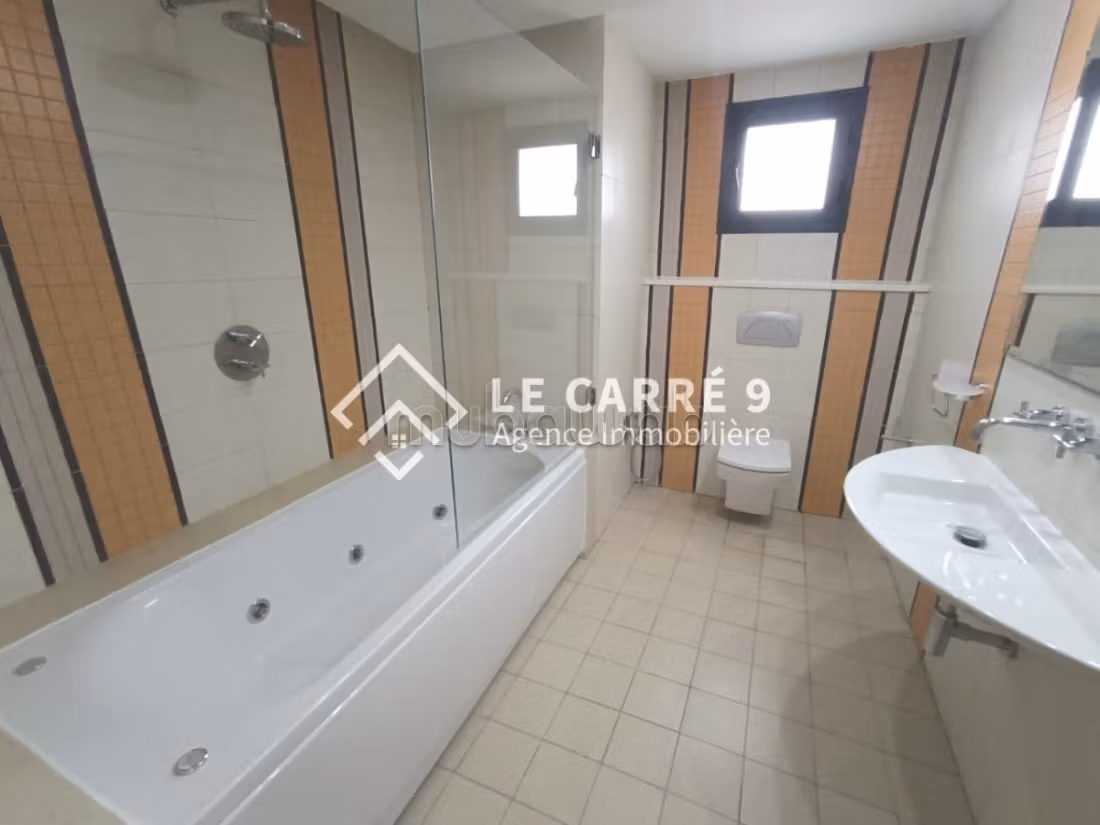 Great apartment for rent. 4 beautiful rooms. Well furnished