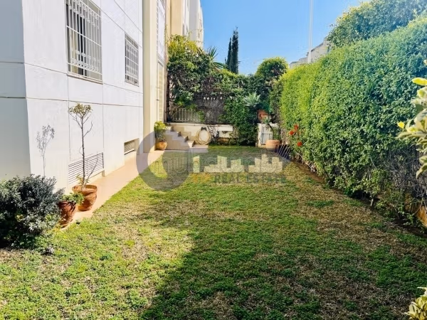 House for rent in Cité Mongi Slim. 3 comfortable rooms. Private garden, Cellar