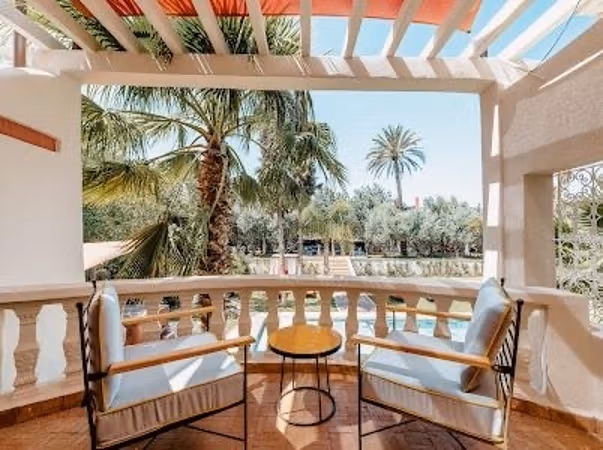 Eccezionale villa in vendita a Amelkis. 6 camere da letto. Ammobiliato