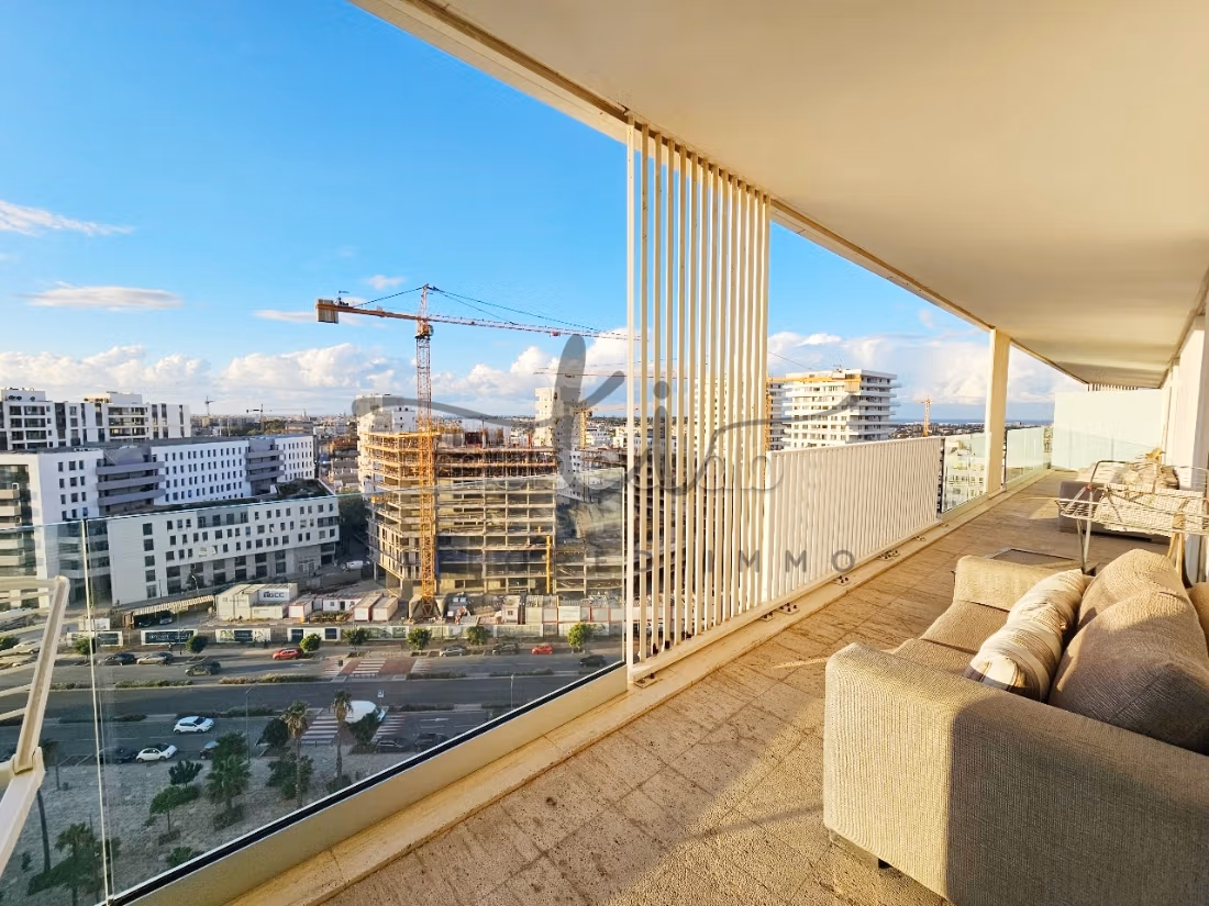 Appartement de 3 chambres meublé à louer à casa finance city