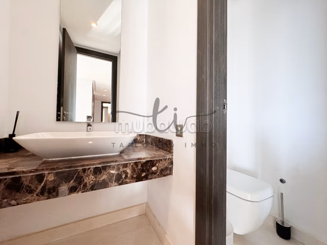 Appartement 180 m² à Ain Diab — 28