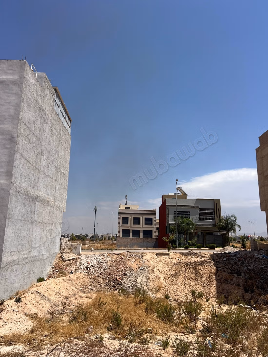 Acquista questo bel terreno a Route ain Chkaf. Superficie di 329 m²