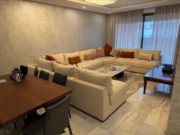 Location d'un appartement à Riyad. 4 pièces confortables. Meublé