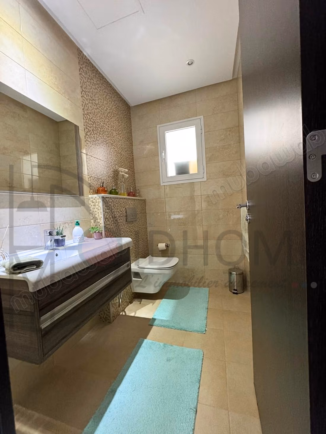 A vendre un duplex avec piscine