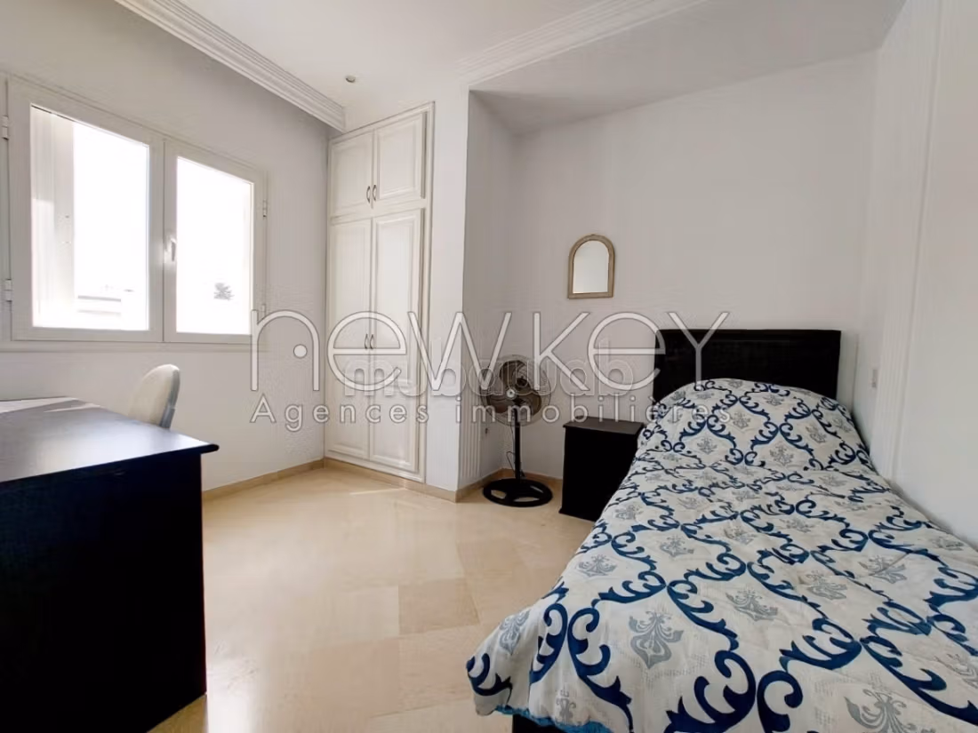 Magnificent villa for rent in La Marsa. 4 rooms. Furnishings