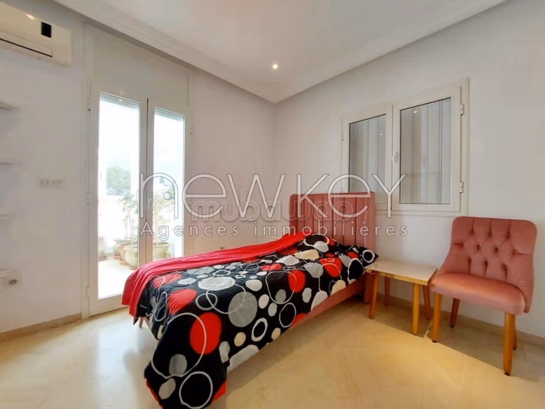 Magnificent villa for rent in La Marsa. 4 rooms. Furnishings