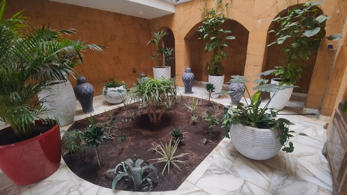 Villa de alto standing en venta en La Colline. 7 dormitorios. Propiedad con piscina