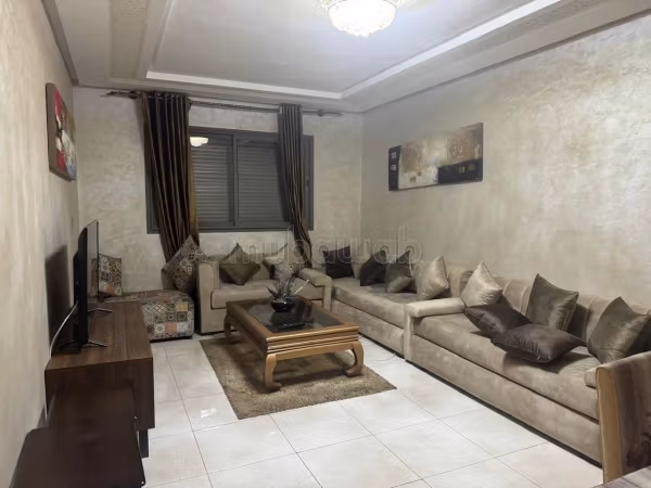 Affitto di uno splendido appartamento a La Ville Haute. 2 camere da letto. Ammobiliato