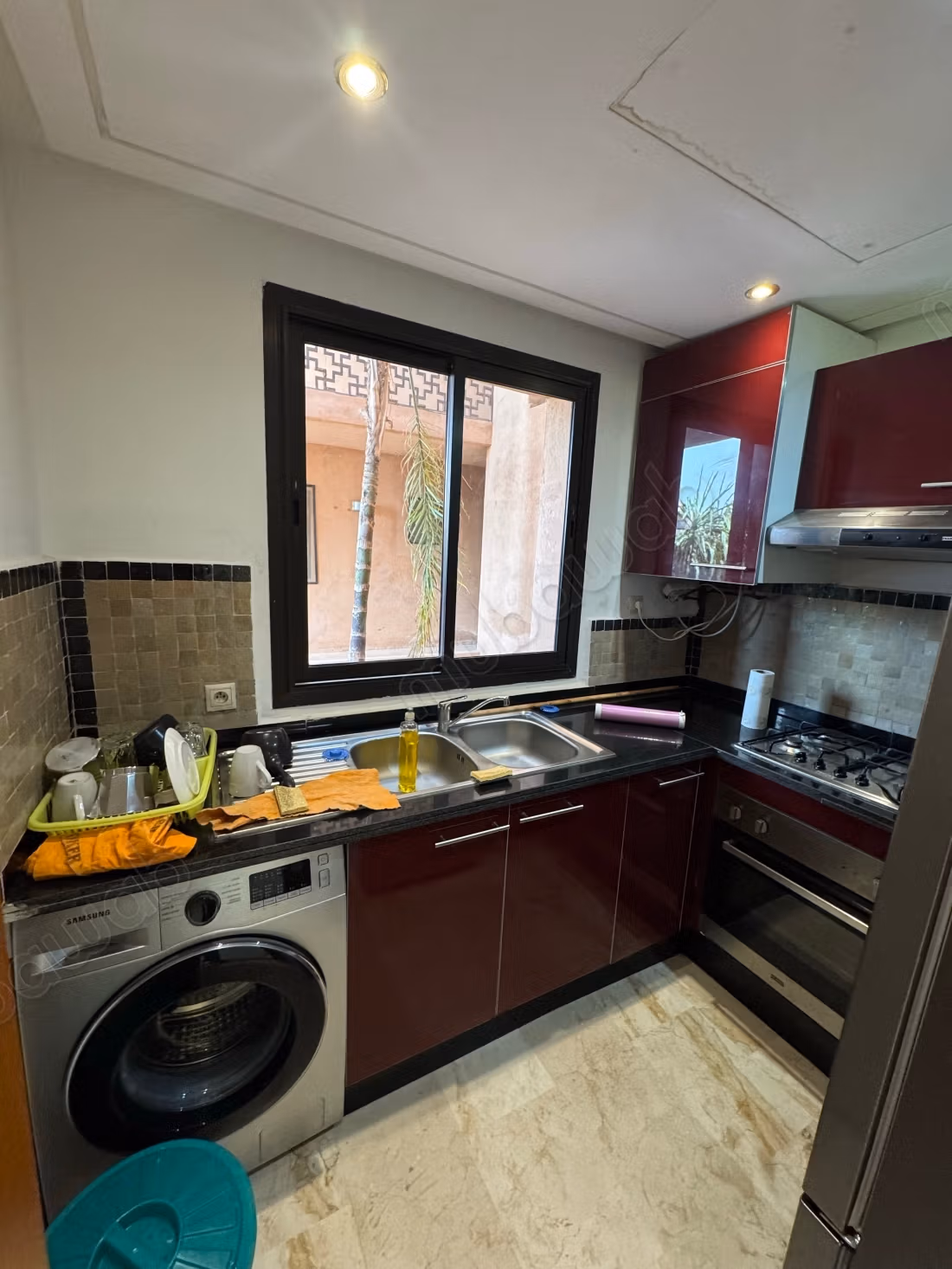 Bonito piso en venta en Route Casablanca. 3 habitaciones confortables. Mobiliario