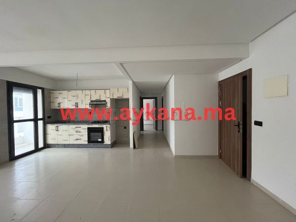 Magnífico piso en alquiler en Harhoura. 2 hermosas habitaciones. Plazas de parking y bonito jardín