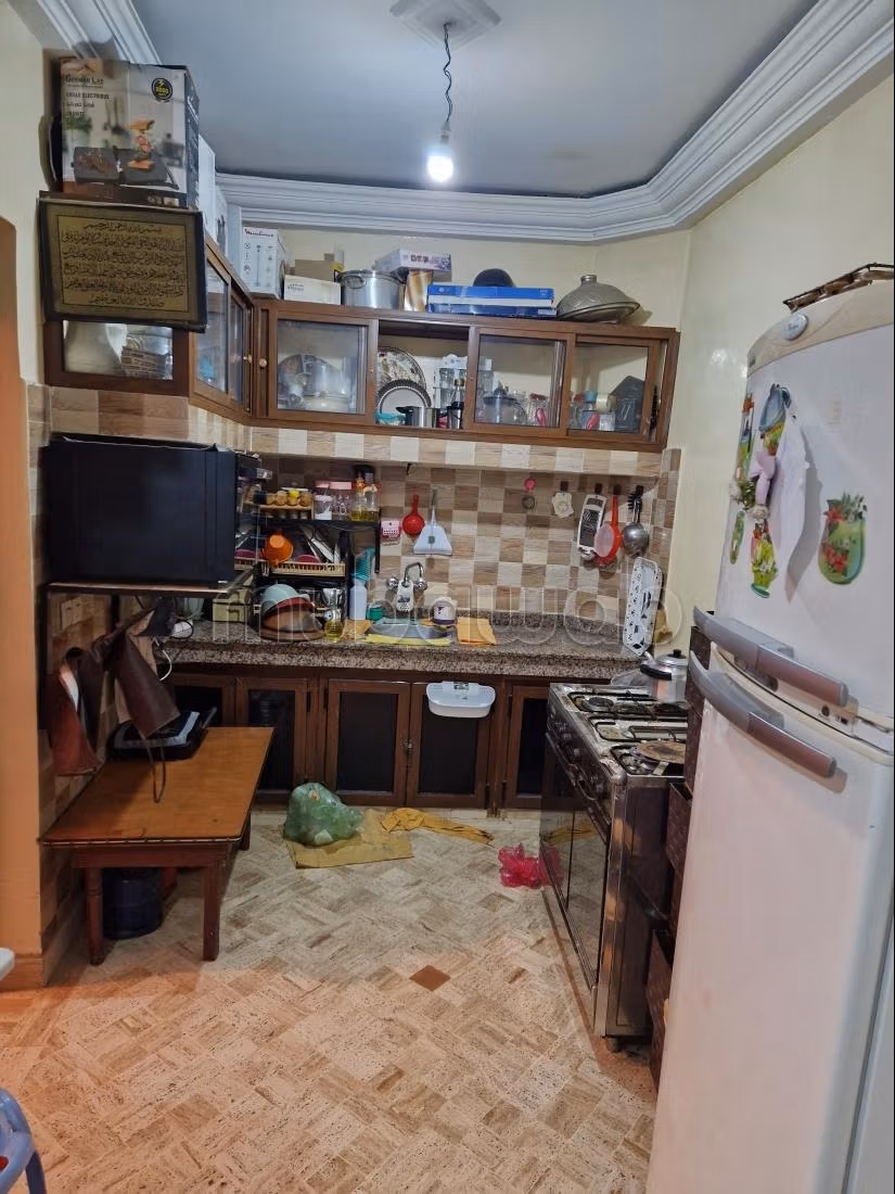 Très belle maison en vente à Bab Aylan. Superficie 34 m². Porte blindée — 2