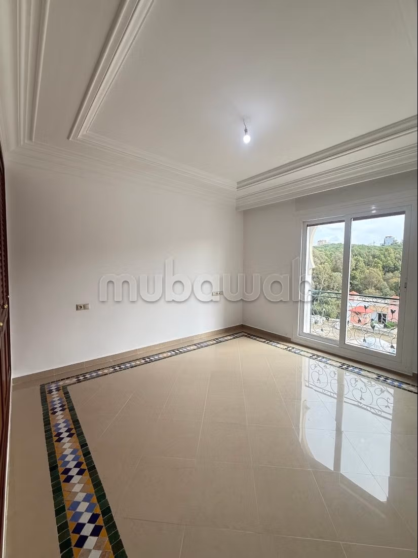 Villa de prestige meublée à louer dans le quartier exclusif de Boubana