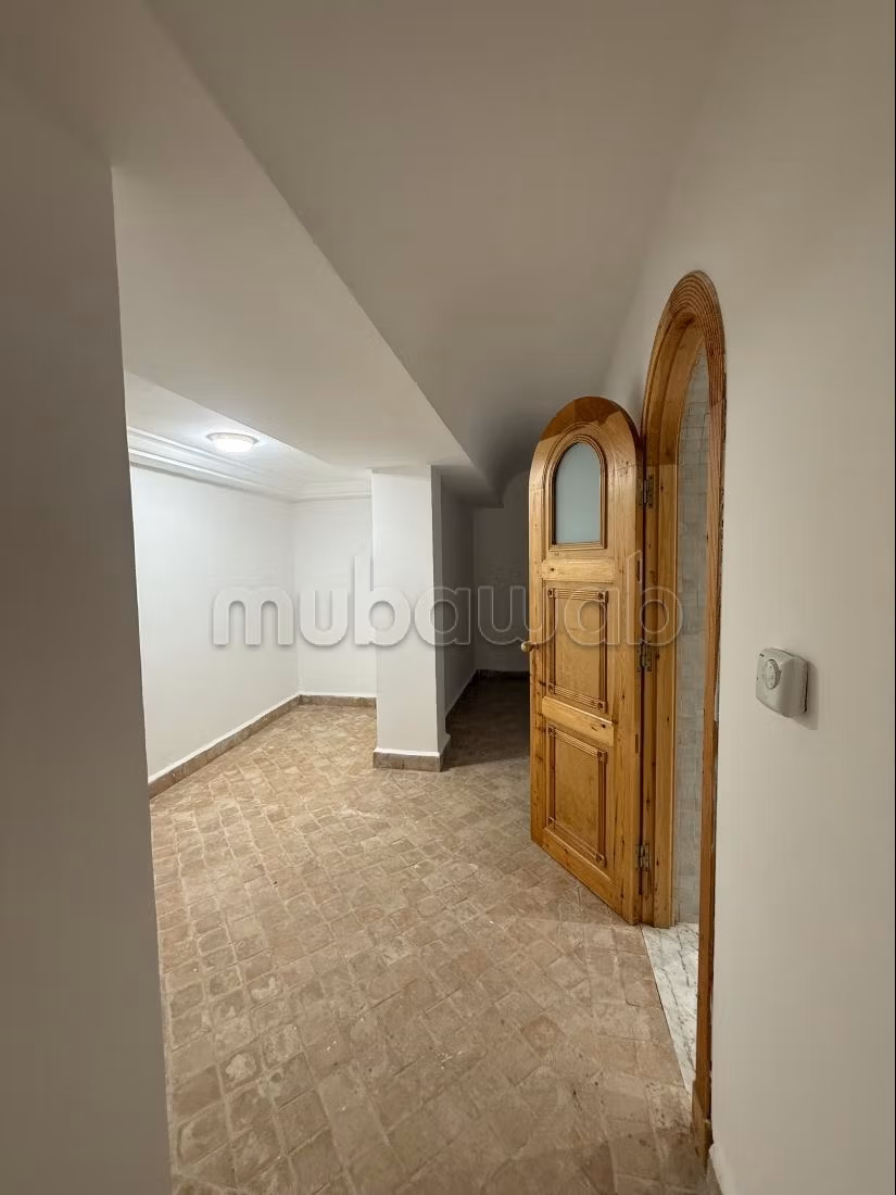 Villa de prestige meublée à louer dans le quartier exclusif de Boubana