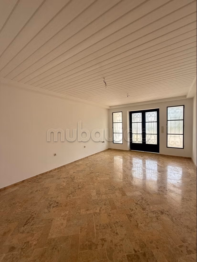 Villa de prestige meublée à louer dans le quartier exclusif de Boubana