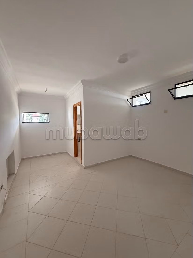 Villa de prestige meublée à louer dans le quartier exclusif de Boubana