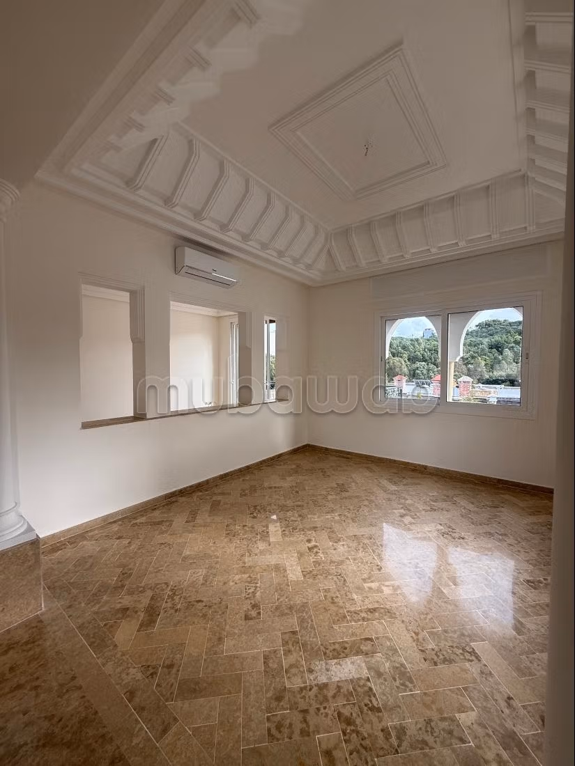 Villa de prestige meublée à louer dans le quartier exclusif de Boubana