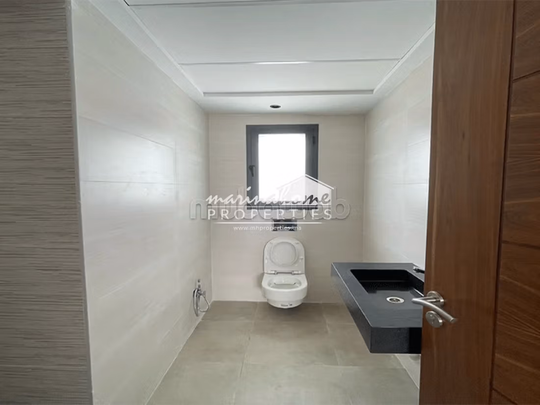 Apartment to purchase. 2 rooms. Beautiful terrace and garden