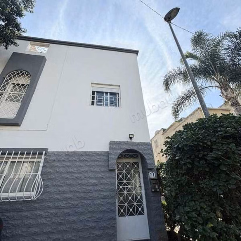 Appartement à Vendre de 220.0 m² à Casablanca, Florida Manda...
