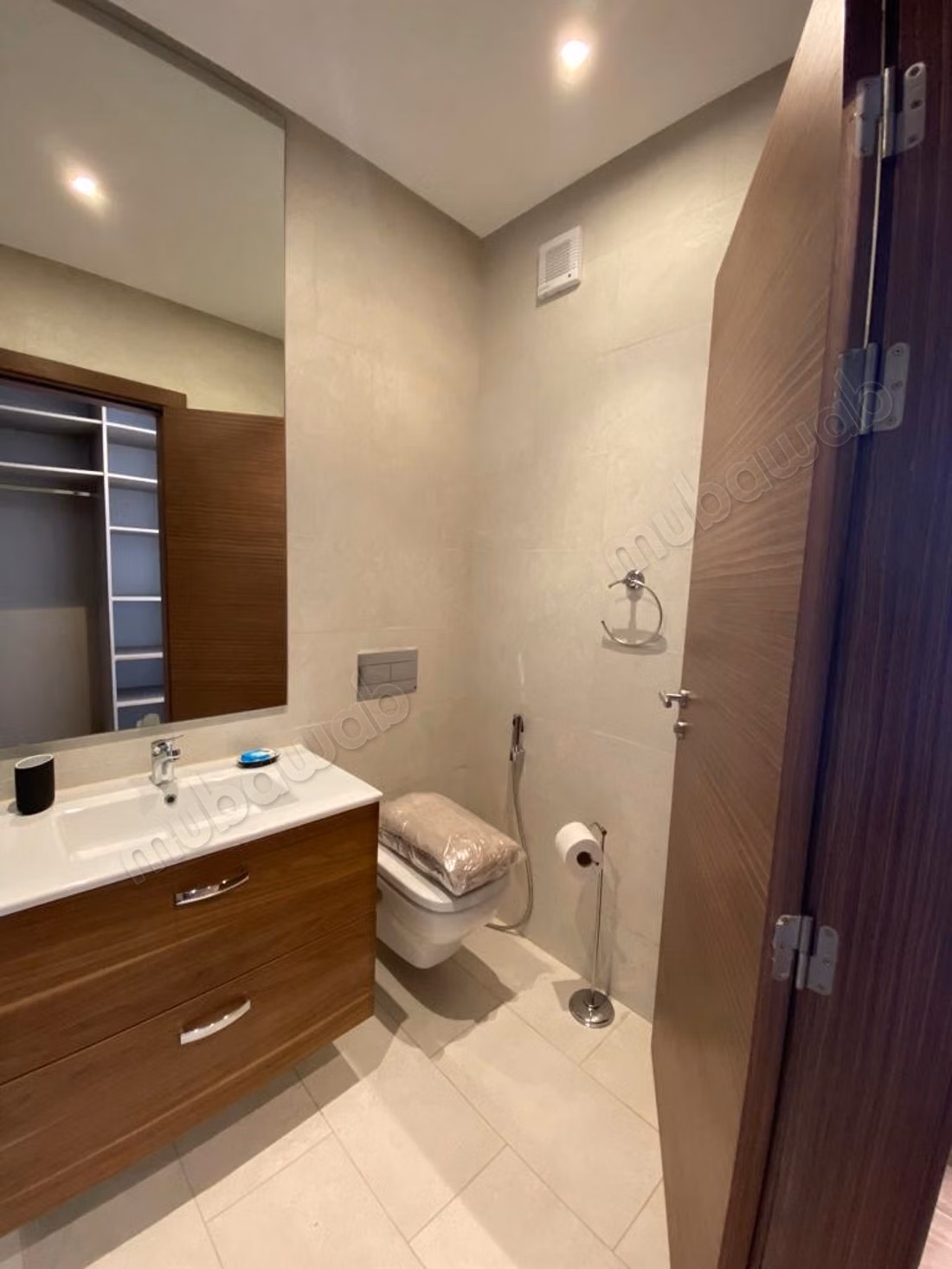 Sublime appt meuble en location cfc