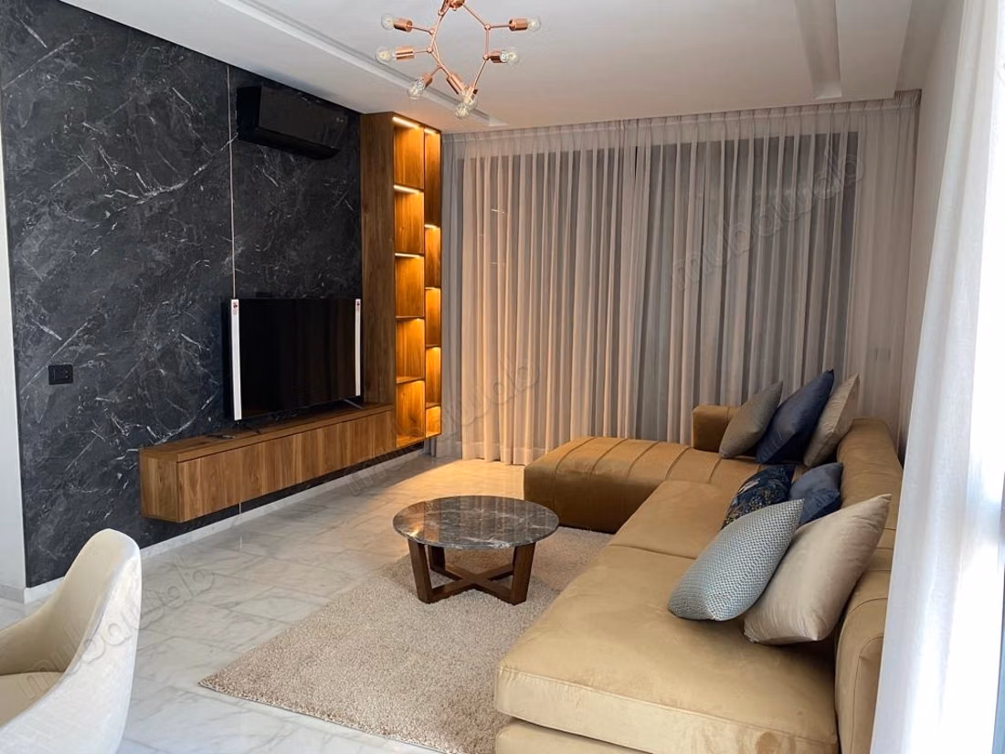 Sublime appt meuble en location cfc