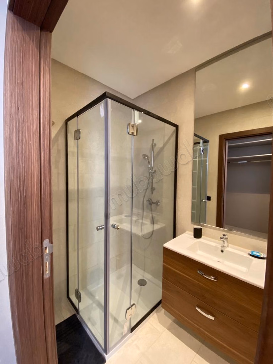 Sublime appt meuble en location cfc