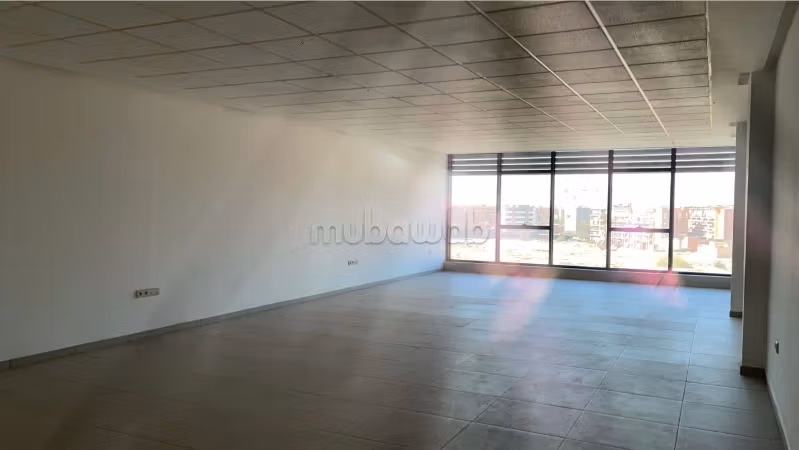 Ufficio da affittare a Majorelle. Superficie di 82 m². Protezione 24 ore su 24