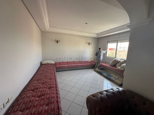 Apartment for rent in Quartier Bachkou. 2 large living areas. With Lift, Balcony