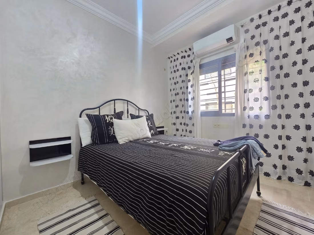 Magnífico piso en alquiler en Hay Targa. 3 habitaciones grandes. Espacios verdes, Balcón