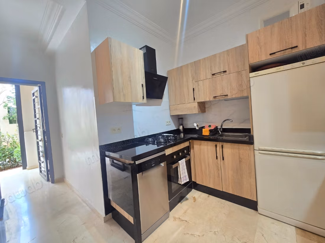 Magnífico piso en alquiler en Hay Targa. 3 habitaciones grandes. Espacios verdes, Balcón
