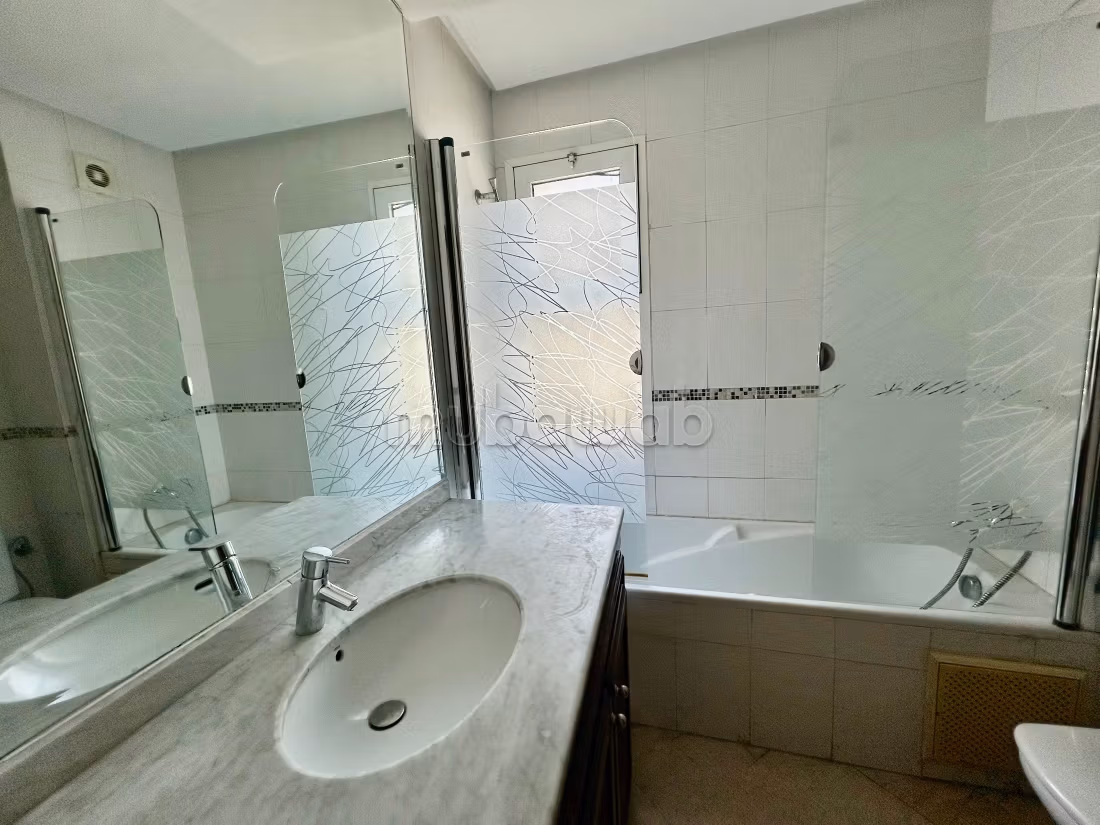 Appartement 161 m² à Racine — 9