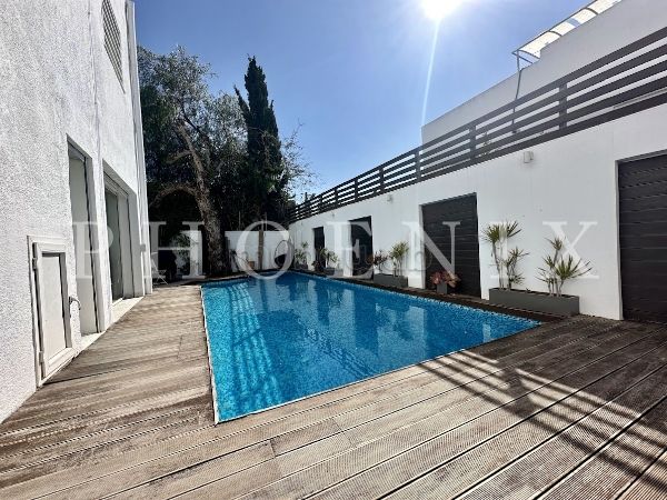 Villa S4 de 300 M² avec piscine à La Marsa