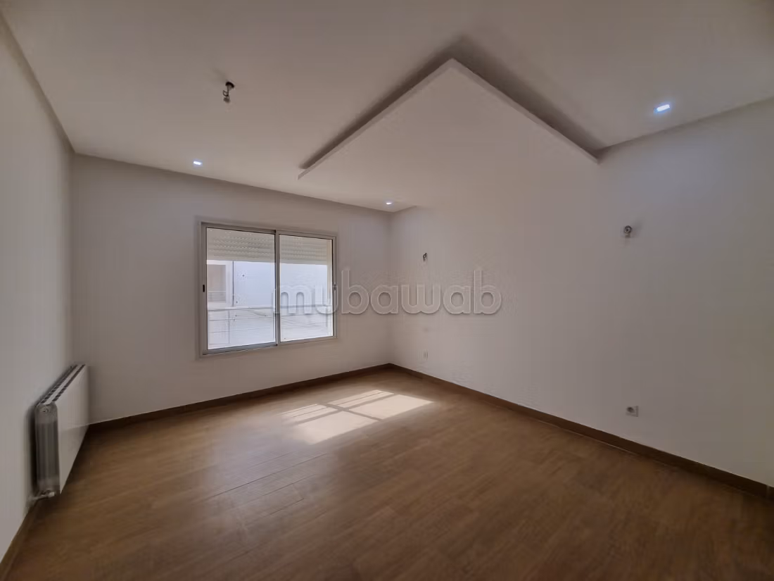 0% commission/ A vendre un appartement à Ennasr 2