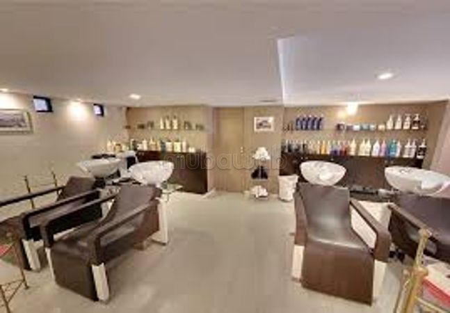 Oficinas y locales comerciales en venta en Route Casablanca. Dimensión 51 m²