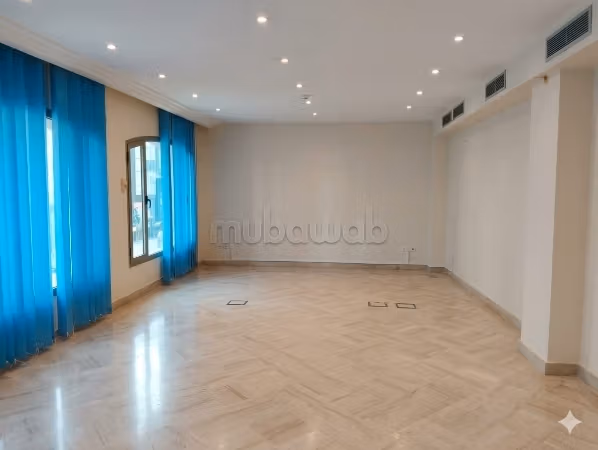 Bureau en 10 espaces 374m² Lac 1–IFCL1333