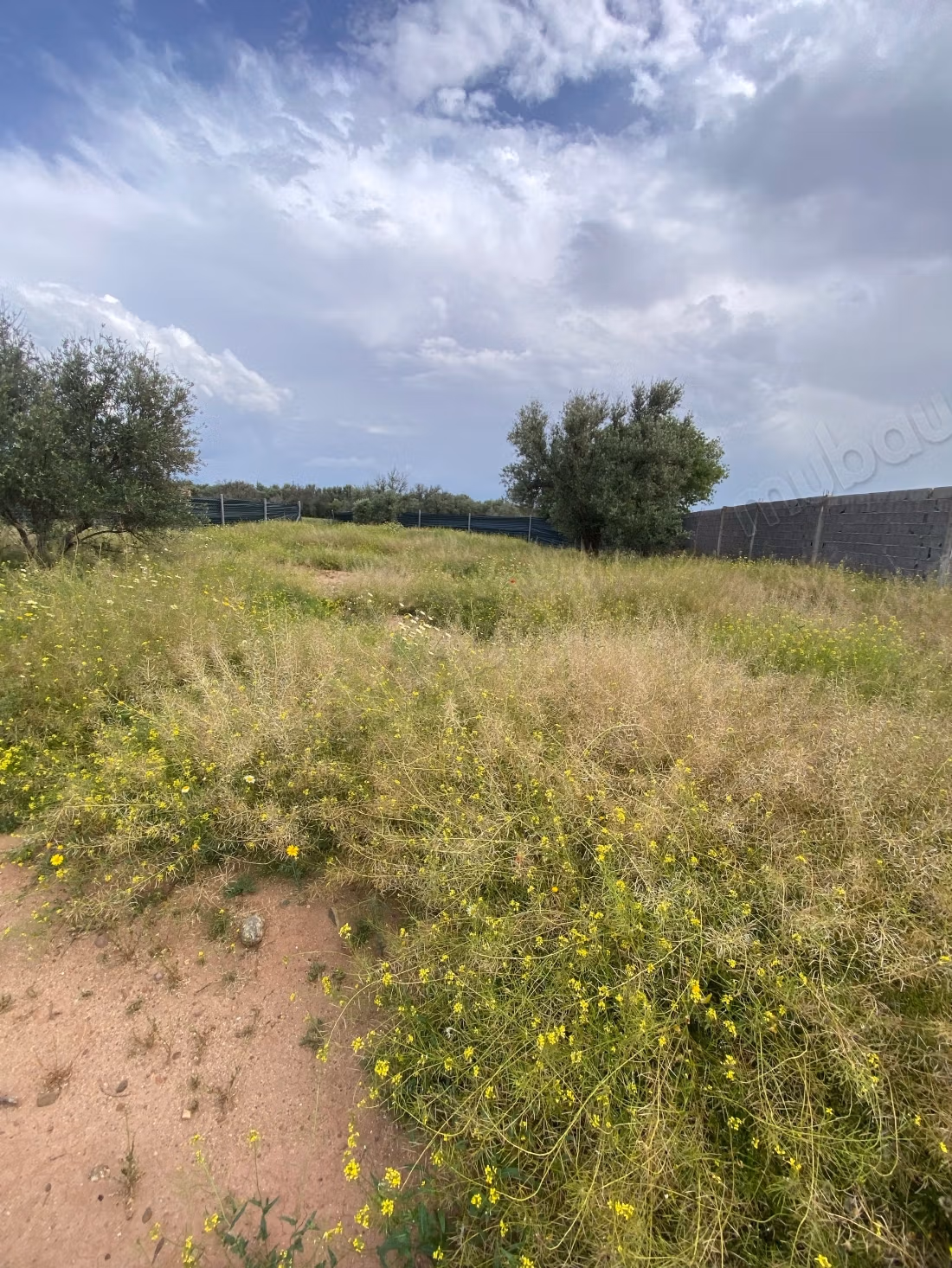 Terreno en venta. Gran superficie 3312 m²