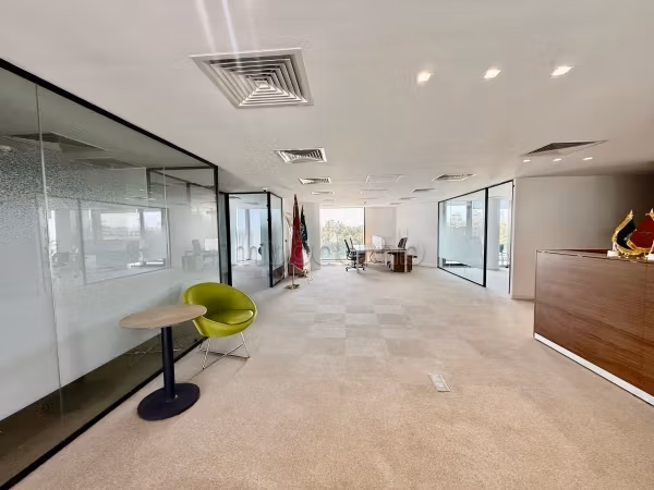 Oficinas en alquiler en Riviera. Area 314 m²
