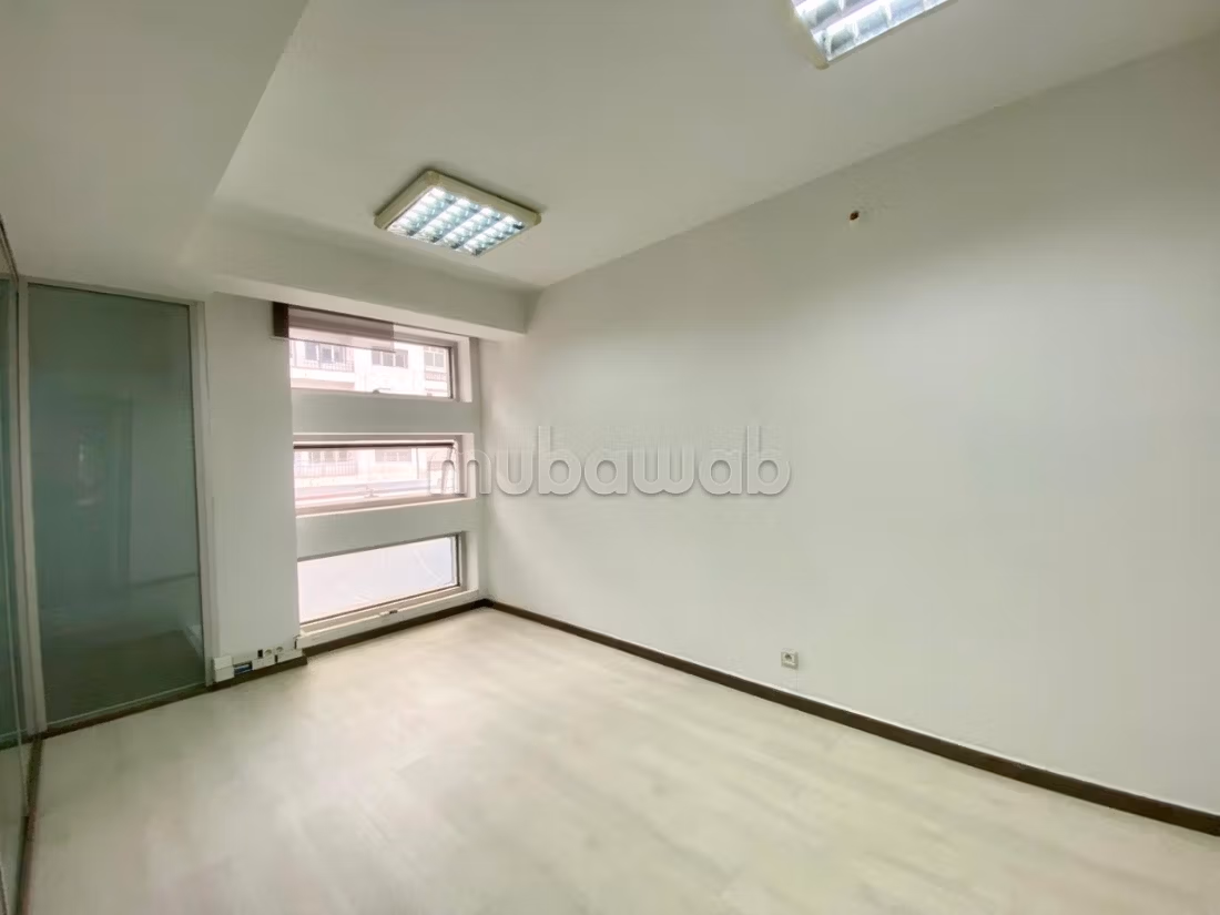 Plateau de bureau 80 m² Maarif