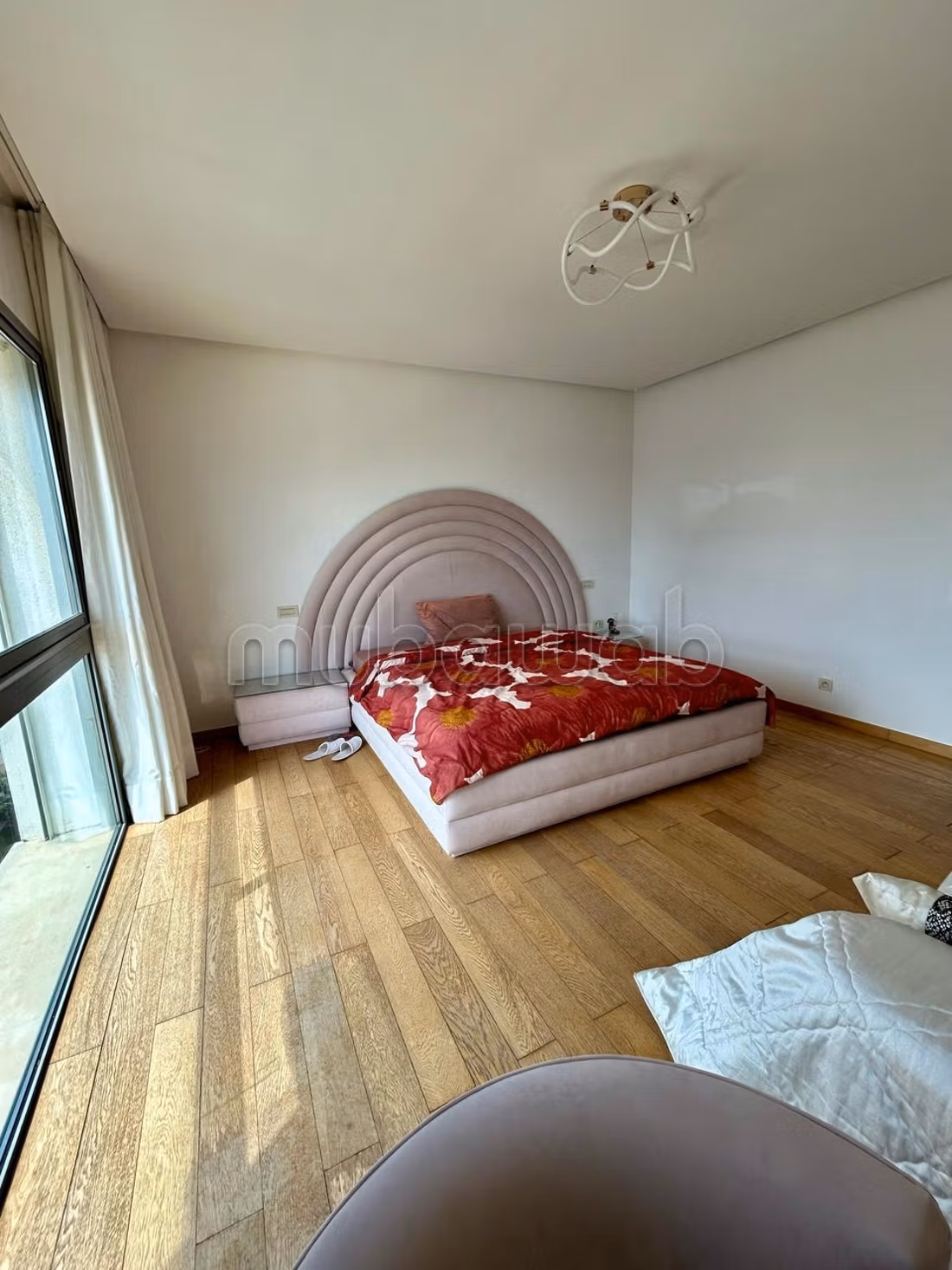 Bel appartement meuble en location sur la marina