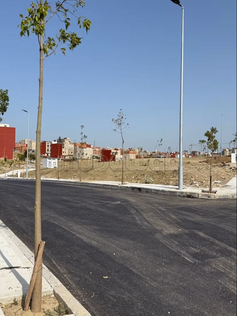 Land kopen in Aharrarine. Oppervlakte 122 m²