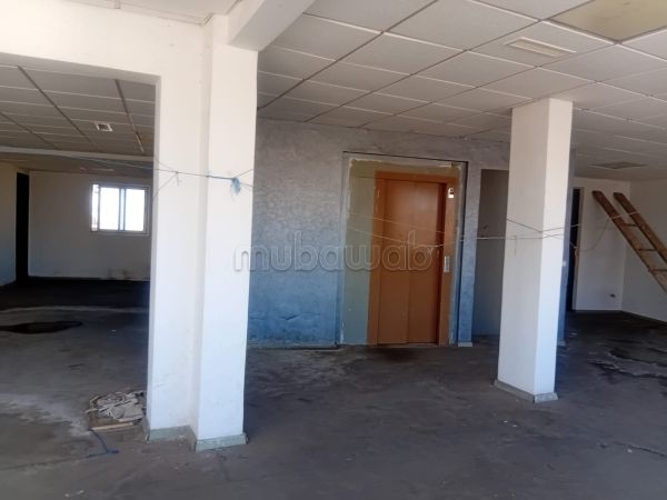 Appartamento in affitto a Centre Ville. 1 locale. Ascensore e terrazzo