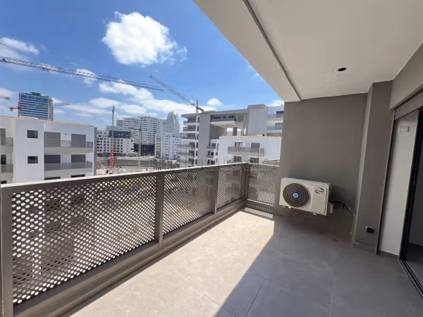 CFC: Location Studio Neuf Vde avec Terrasse
