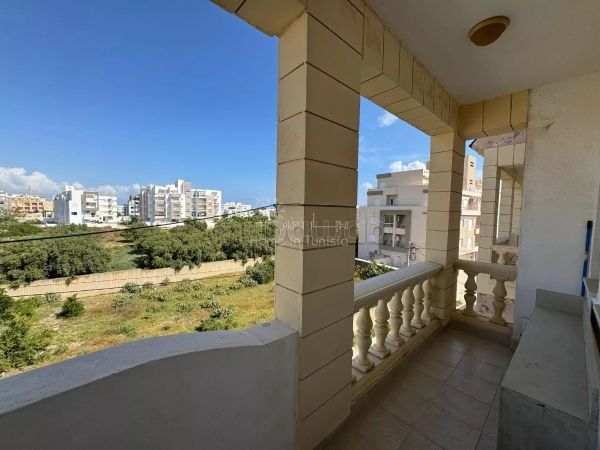 À Vendre Agréable Appartement S2 à Chott Meriem