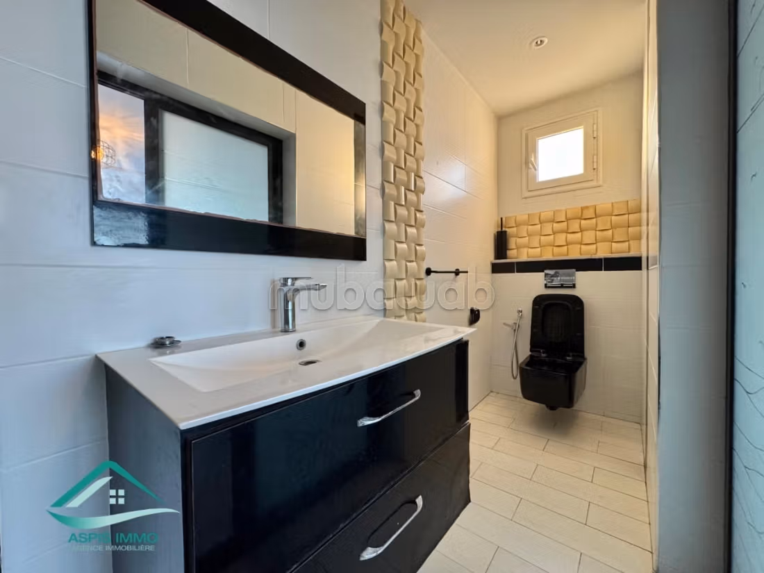 Villa S3 Pieds dans l'eau plage Hammem ghzeez
