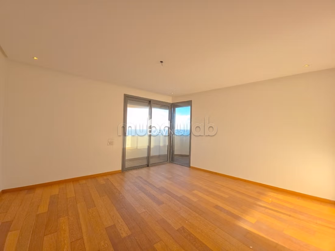 Splendido appartamento in affitto a Casablanca Marina. 3 camere. Vista sul mare, riscaldamento