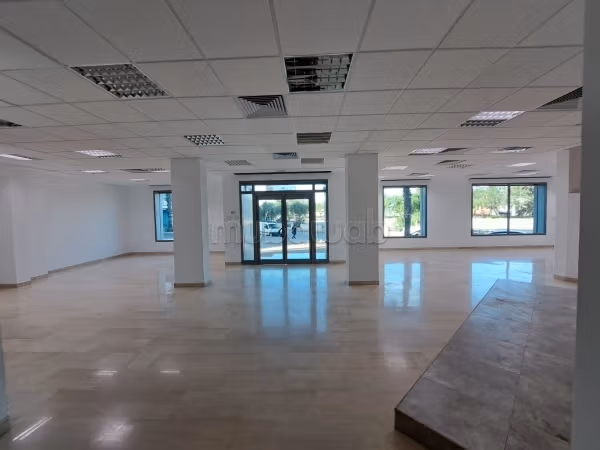 Location bureau Open Space Haut Standing aux Berges du Lac 1