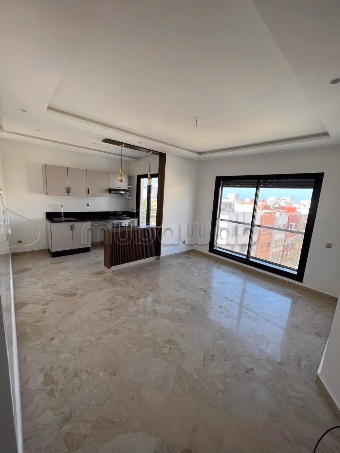 Appartement en location à Bourgogne Ouest. 1 Pièce. Ascenseu...
