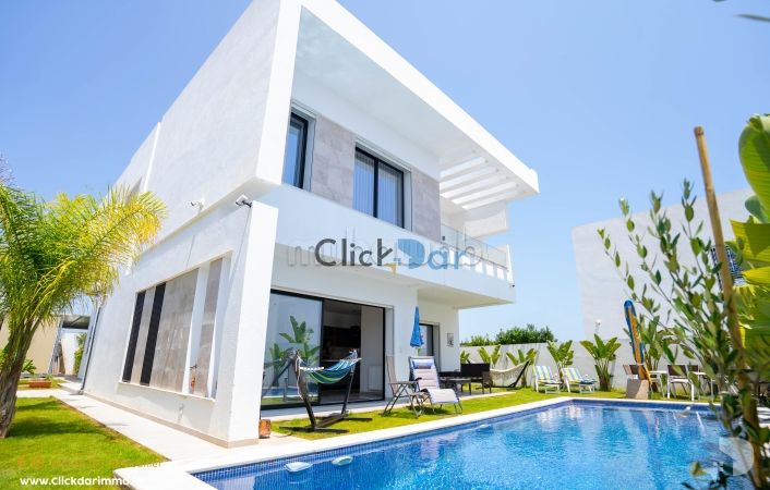 High quality villa for rent in Hammamet. 4 rooms. Attic