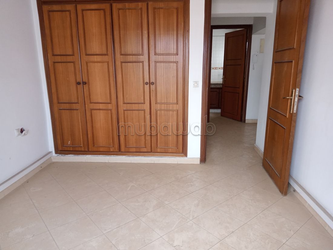 Location bureau 2p avec terrasse